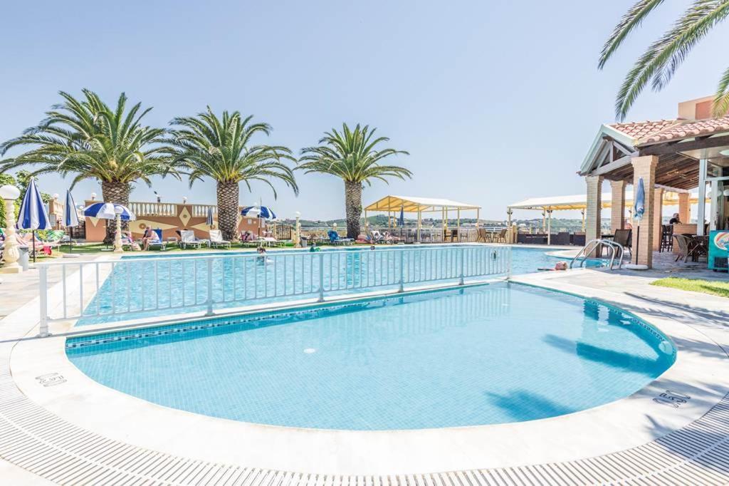 איוס סטפנוס Kapetanios Apartments מראה חיצוני תמונה